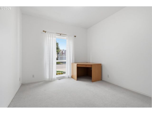 523 Ne LENOX St, Hillsboro, OR 97124