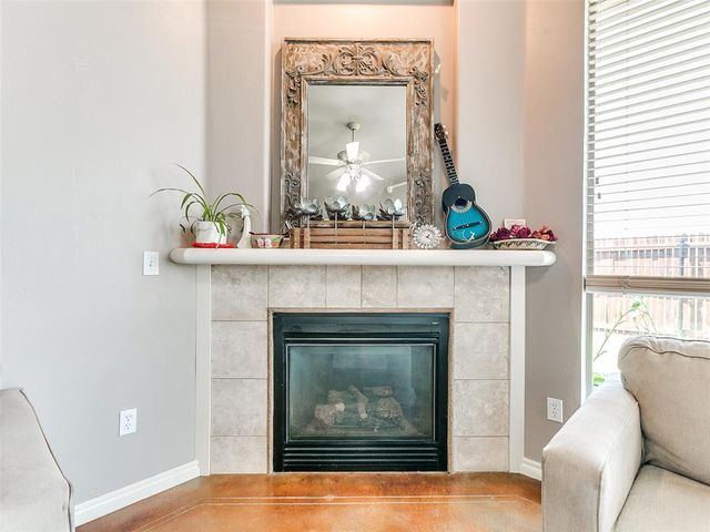 2121 SW 30th Street, Moore, OK 73170