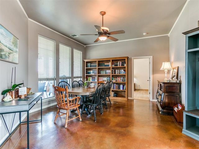 2121 SW 30th Street, Moore, OK 73170
