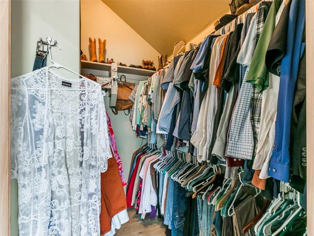 2121 SW 30th Street, Moore, OK 73170