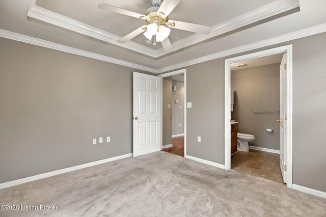 7313 Fox Hollow Way, Louisville, KY 40228