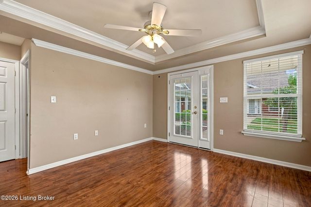 7313 Fox Hollow Way, Louisville, KY 40228