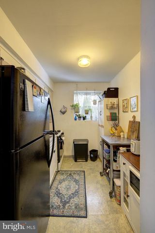 32 WINDSOR RD, Glenside, PA 19038