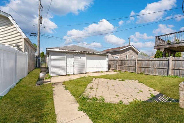 3636 N Osceola Avenue, Chicago, IL 60634