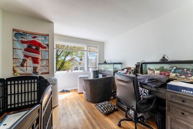 3636 N Osceola Avenue, Chicago, IL 60634