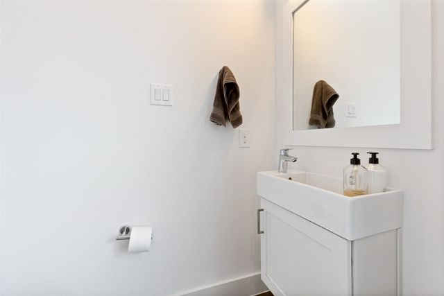 2319 Kirby Street 102, Dallas, TX 75204