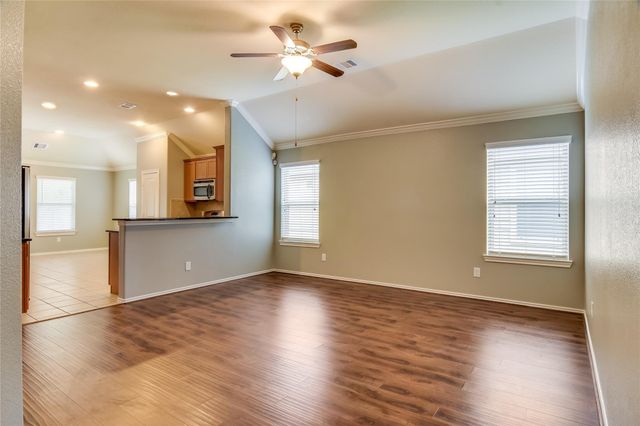 2915 Kainer Meadows Lane, Houston, TX 77047