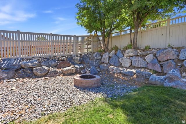 3347 S RED TAILED CRESCENT DR, Saratoga Springs, UT 84045