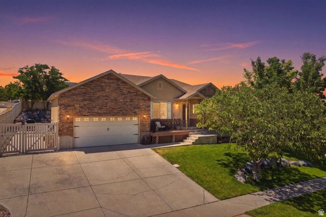 3347 S RED TAILED CRESCENT DR, Saratoga Springs, UT 84045