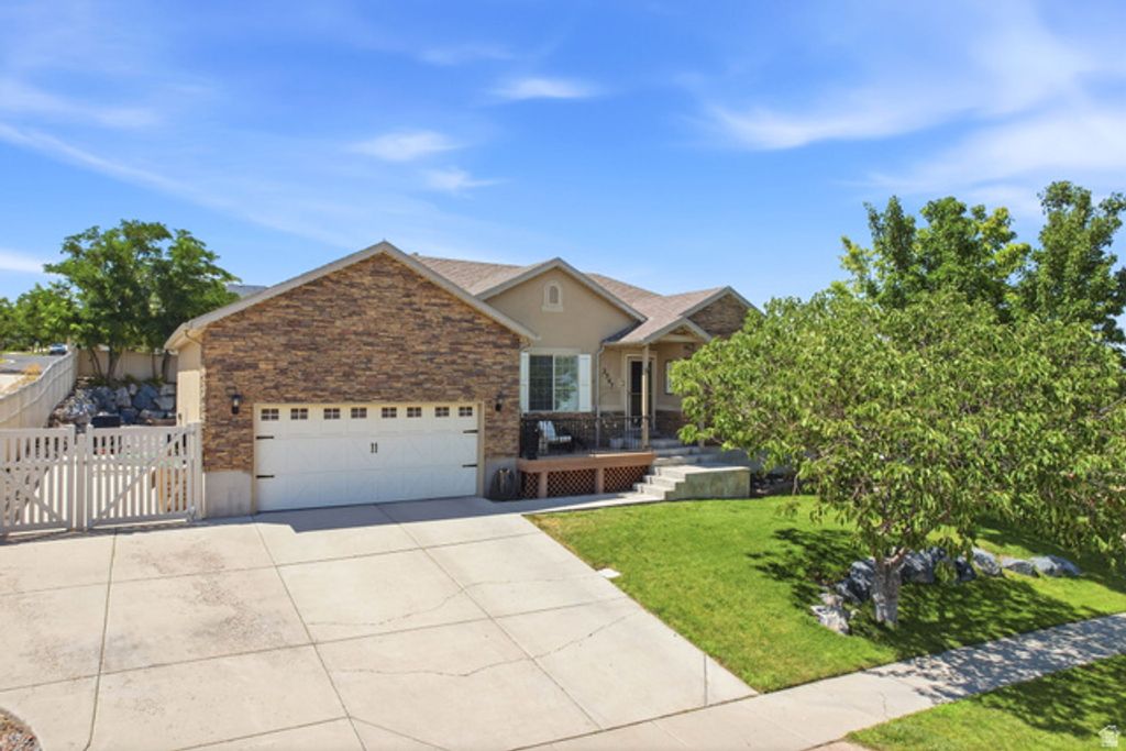3347 S RED TAILED CRESCENT DR, Saratoga Springs, UT 84045