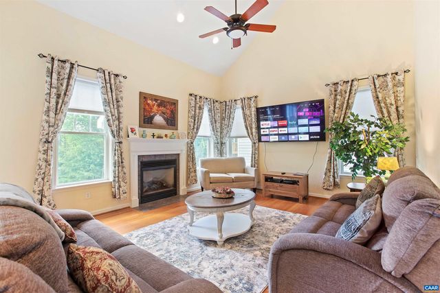 1623 BRANDYWINE DR, Charlottesville, VA 22901