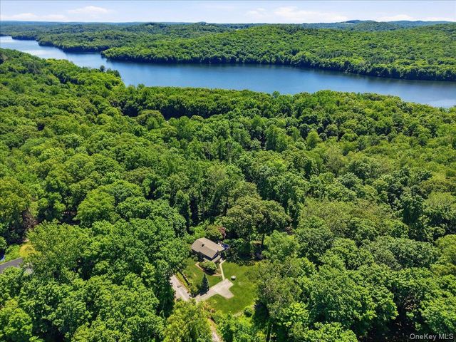 235 Boone Road, Yorktown Heights, NY 10598