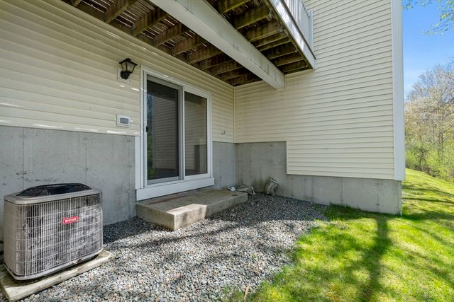 35 Collins Street 88, Danvers, MA 01923