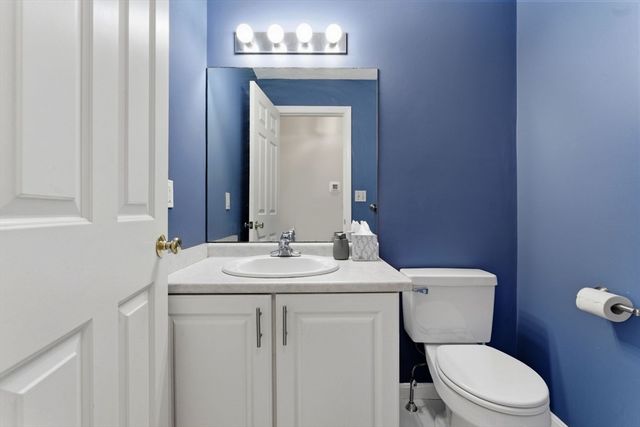 35 Collins Street 88, Danvers, MA 01923