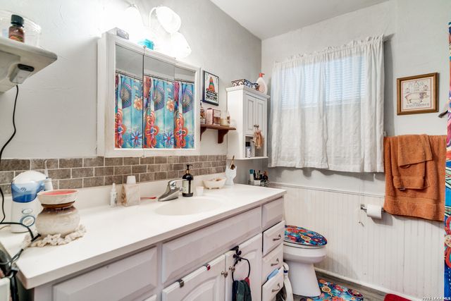 600 Leland, Kerrville, TX 78028