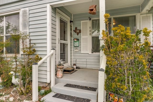 600 Leland, Kerrville, TX 78028
