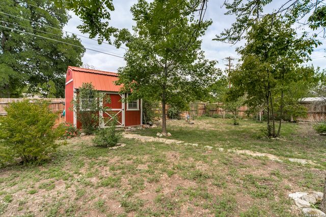 600 Leland, Kerrville, TX 78028