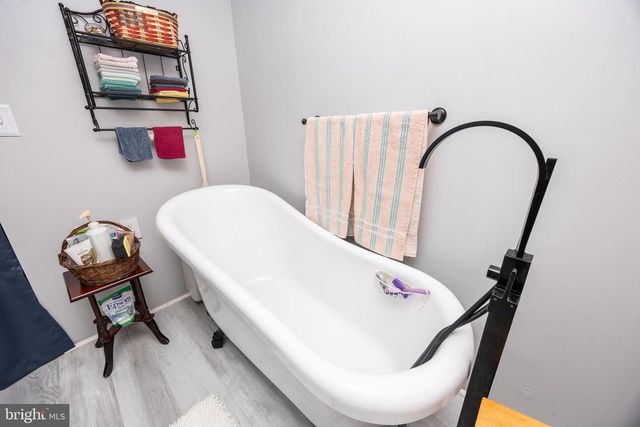 6073 W STEIN HWY, Seaford, DE 19973