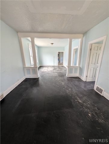 108 Goodyear Avenue, Buffalo, NY 14212