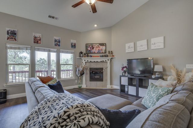 19665 Indian Creek Drive, Cottonwood, CA 96022