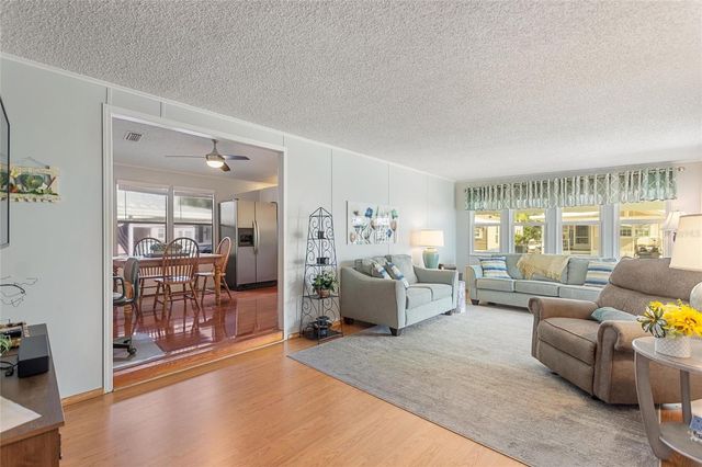 141 CHAMPIONSHIP DR, Davenport, FL 33837