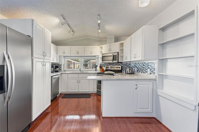 141 CHAMPIONSHIP DR, Davenport, FL 33837