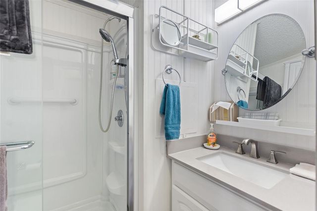 141 CHAMPIONSHIP DR, Davenport, FL 33837