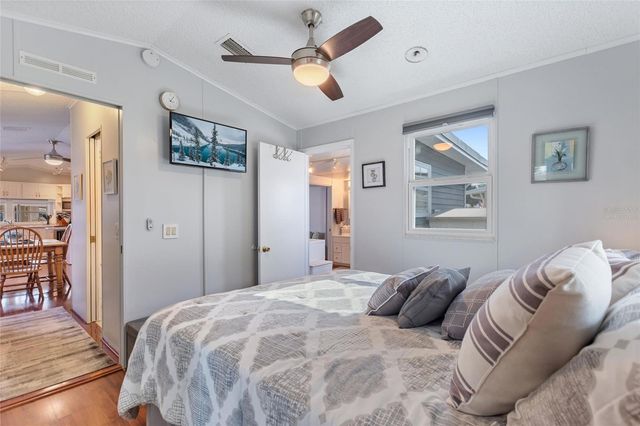 141 CHAMPIONSHIP DR, Davenport, FL 33837