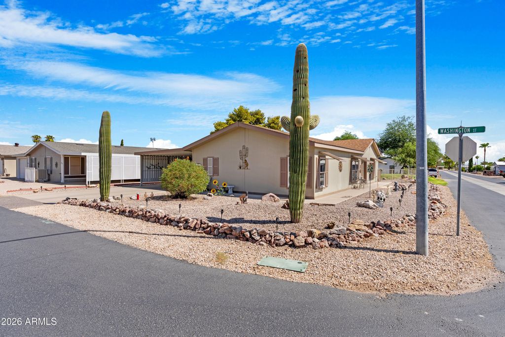 811 E WASHINGTON Street, Florence, AZ 85132 — exterior