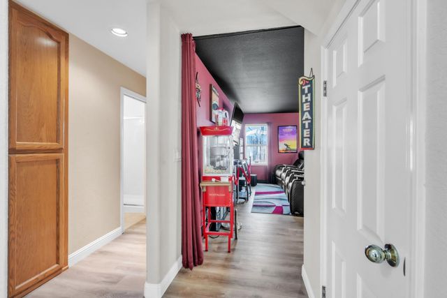 4004 Simi Valley Way, Antelope, CA 95843