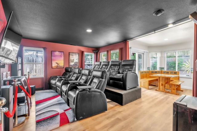 4004 Simi Valley Way, Antelope, CA 95843