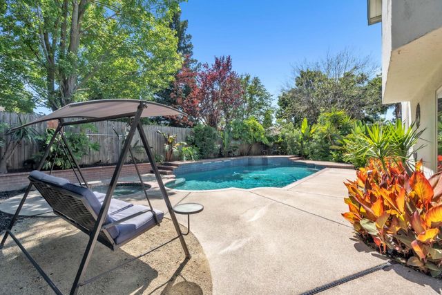 4004 Simi Valley Way, Antelope, CA 95843