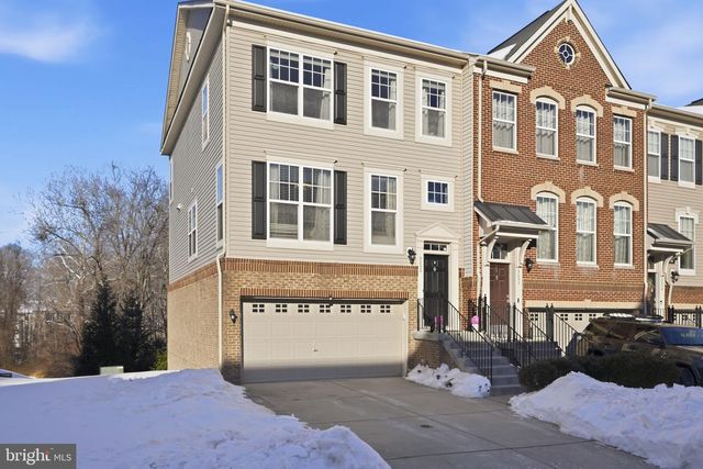 9052 ISABEL LN, Manassas Park, VA 20111