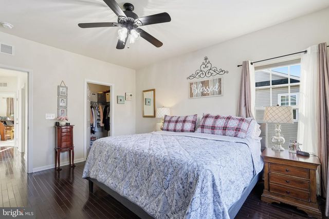 9052 ISABEL LN, Manassas Park, VA 20111