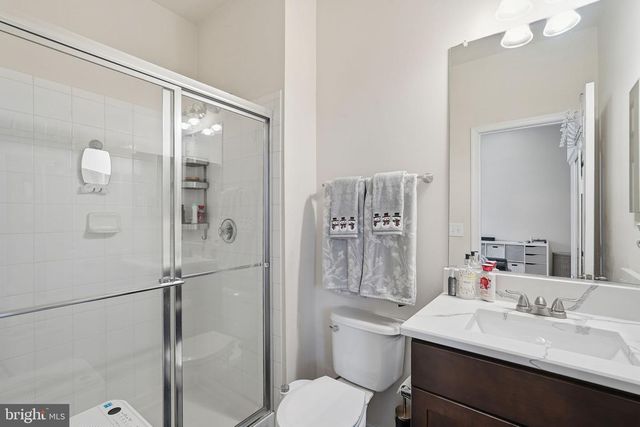 9052 ISABEL LN, Manassas Park, VA 20111