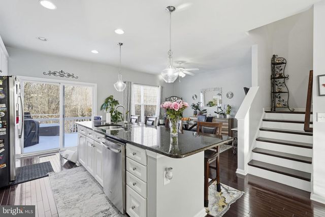 9052 ISABEL LN, Manassas Park, VA 20111