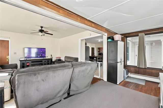 904 Newport Avenue, Pawtucket, RI 02861