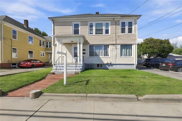 904 Newport Avenue, Pawtucket, RI 02861