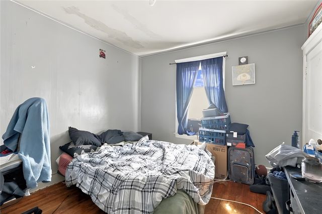 904 Newport Avenue, Pawtucket, RI 02861