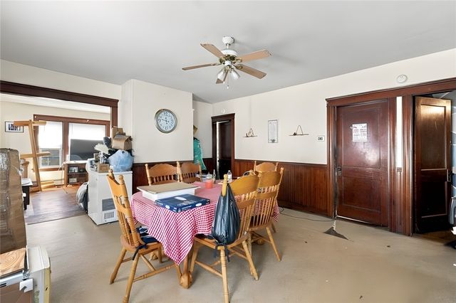 904 Newport Avenue, Pawtucket, RI 02861
