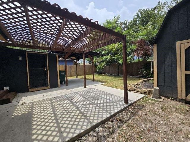 2119 Carolina Street, Baytown, TX 77520