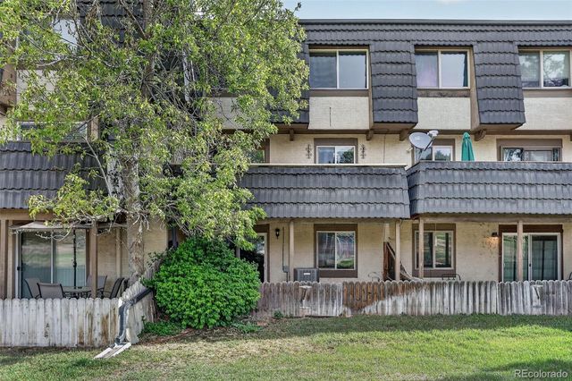 6870 S Broadway, Centennial, CO 80122