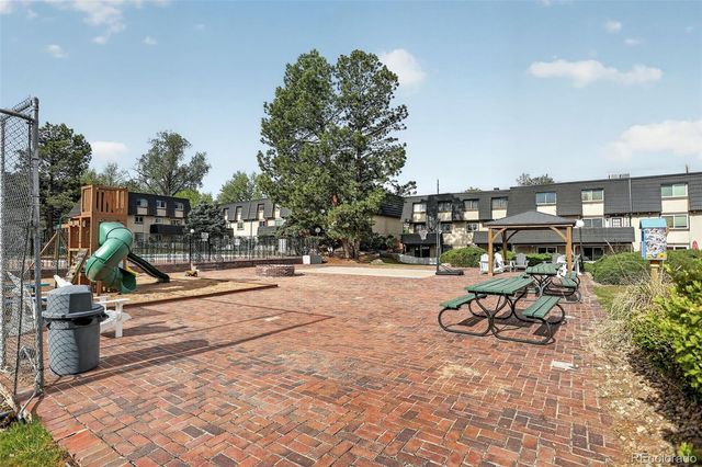 6870 S Broadway, Centennial, CO 80122