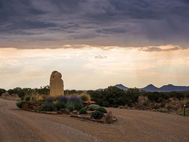345 New Moon Overlook Road, Lamy, NM 87540