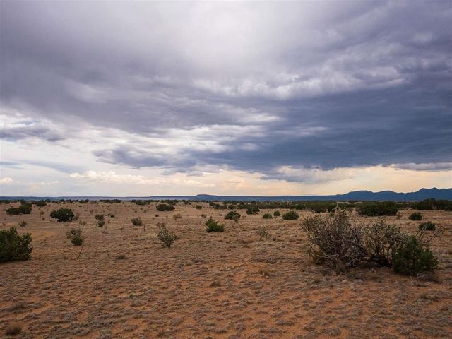 345 New Moon Overlook Road, Lamy, NM 87540