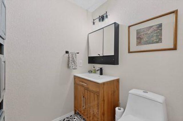 4701 Morris Street NE APT 402, Albuquerque, NM 87111