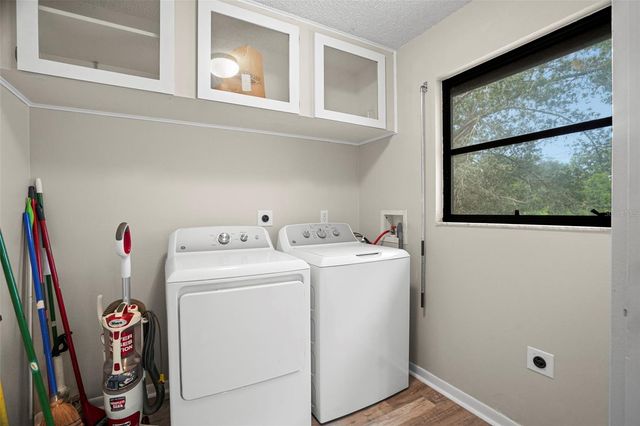 210 EDGEWOOD AVENUE, Clearwater, FL 33755