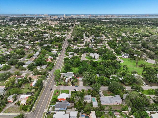 210 EDGEWOOD AVENUE, Clearwater, FL 33755