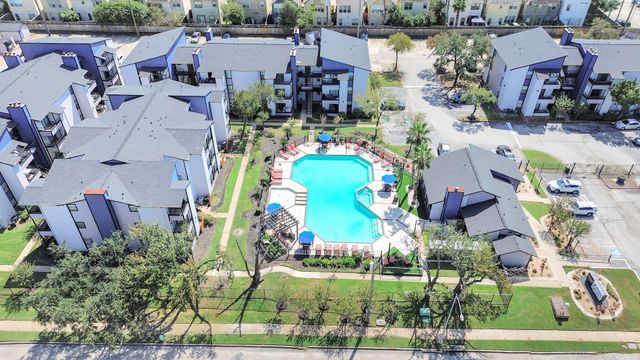 2701 W Bellfort Avenue 1505, Houston, TX 77054