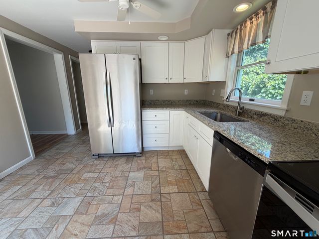 129 East Main Street B, Branford, CT 06405